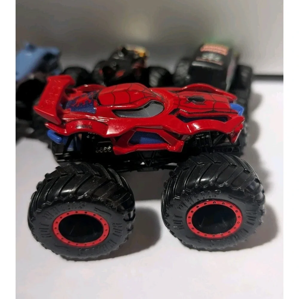Monster Jam Hot Wheels Monster Truck Lot of 4 Grave Digger Megalodon Spiderman